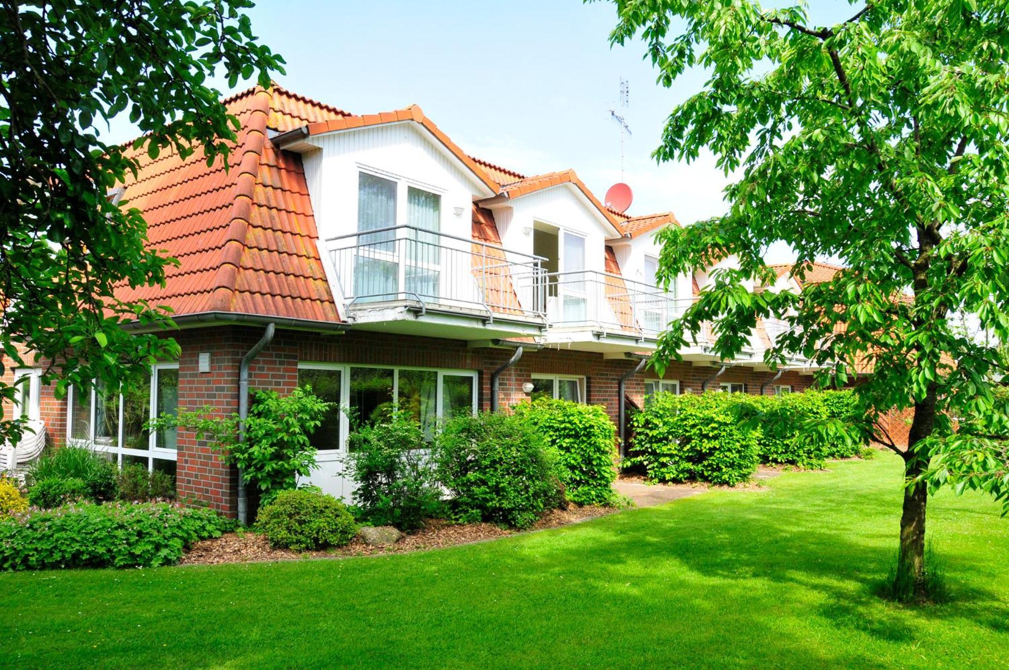 Hotel&Restaurant Zum Deutschen Hause Kirchhatten Exterior foto